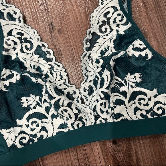 Wacoal Bralette Women's Large Green Lace Instant Icon Semi-Sheer - Picture 3 of 8